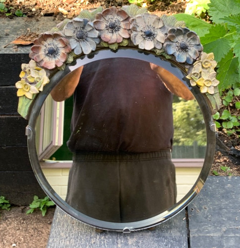 Vintage round beveled barbola