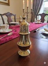 Vintage silver plated 16cm tall sugar sifter 214g