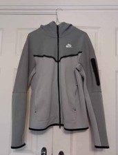 Grey Nike Men's Tech Fleece Small - Good Condition - Pet & Smoke Free Home