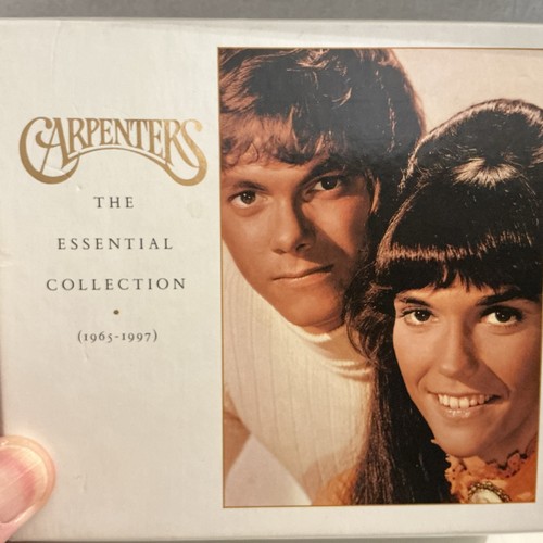 Carpenters the essential - carpenters,