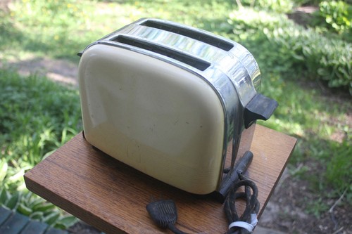 Antique art deco - art, toaster,
