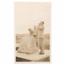 OBAN Argyllshire Men & Pet Dog