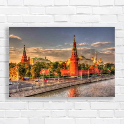 Evening view moscow kremlin - evening, of