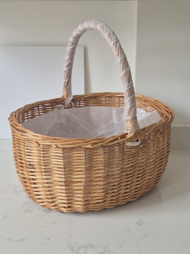 Large lined wicker - lined,