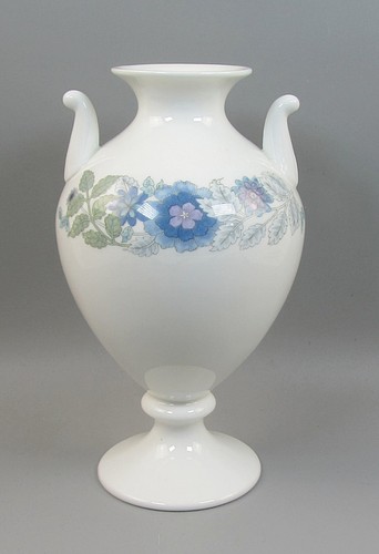 Wedgwood clementine vase urn - clementine,