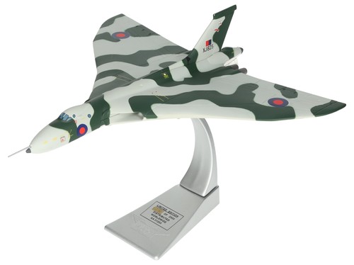 Aa31203 corgi 144 scale avro - 1:144,