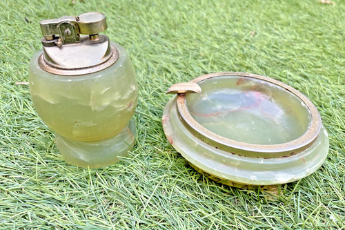 Vintage green onyx table - green,