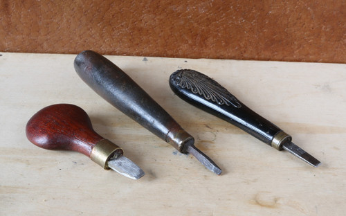 Antique pistol case - case, turnscrews