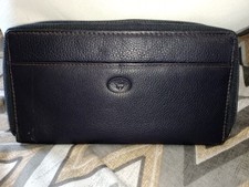 Lloyd Baker Ladies Large Black Leather Purse Wallet Zip Around Closure Pockets 