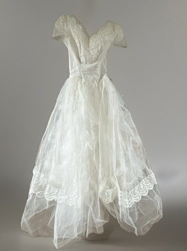Vintage 1950s ivory ruffled - ivory,