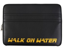Walk On Water Boarding Sleeve