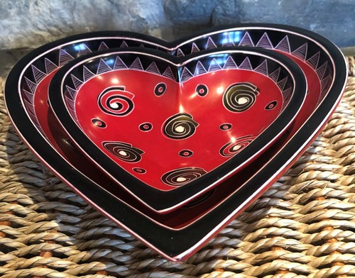 Set hand carved red - of,