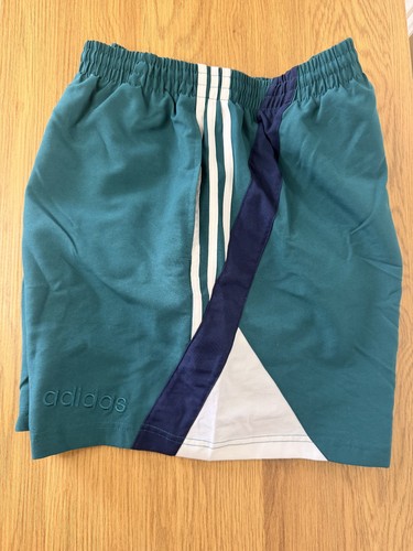 Vintage adidas largus shorts - adidas,