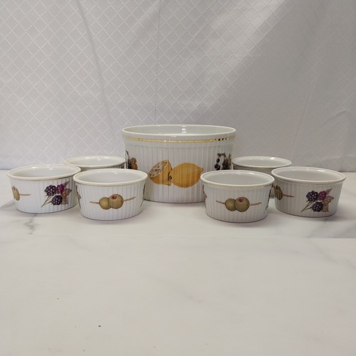 Serving bowls fruit olive - serving,