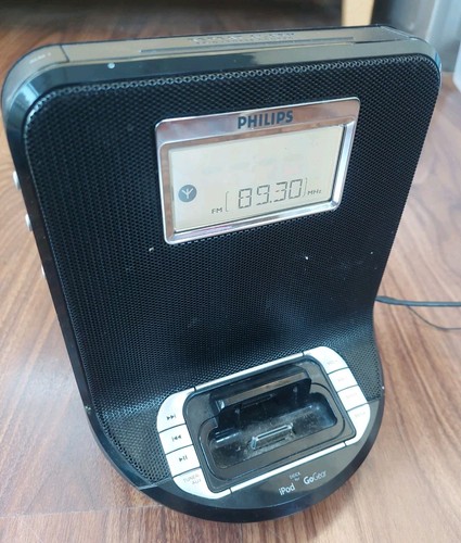 Philips aj300db ipod radio - aj300db/05,