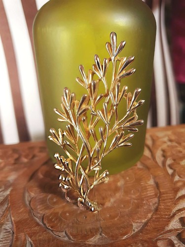 Vintage large leaf sprig - leaf,
