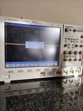 Agilent DSO7104A - Digital Storage Oscilloscope 1GHz 4Ch 4GSa/s Tested Working