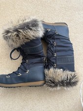 Moon Boots Hardly Worn Size 6