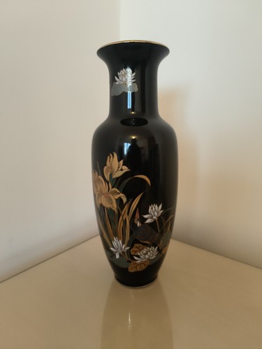 Japanese porcelain trumpet - porcelain,