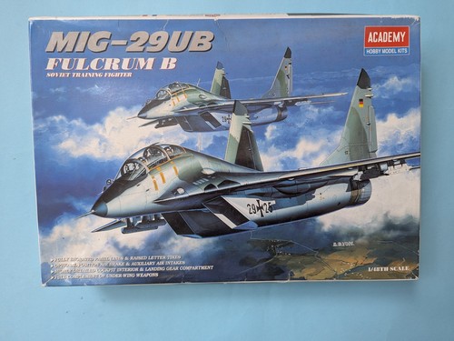 Academy mig 29ub - academy, mig-29ub
