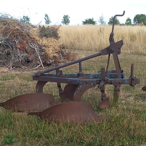 Bottom tractor plough farm - tractor,