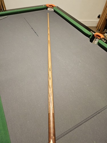 One piece snooker pool cue - one,