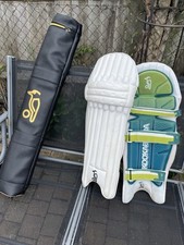 Kookaburra kahuna pro pads LH