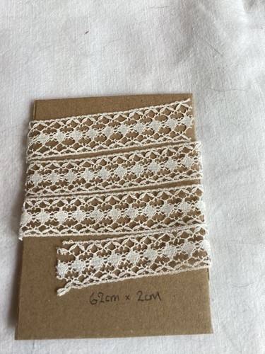 Antique white cotton bobbin - white,