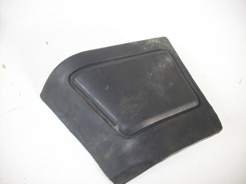 Knee pad right fairing - knee,