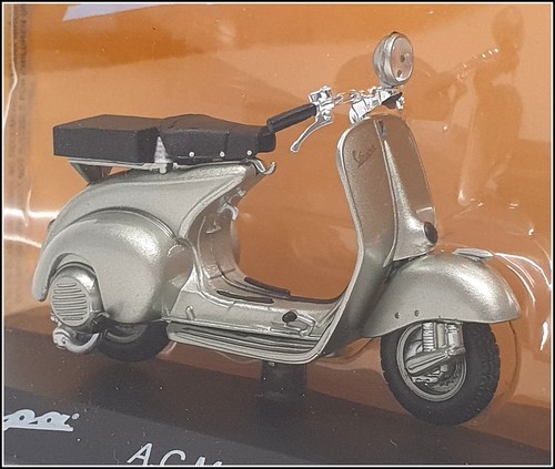 Altaya scale 1953 - 1/18,
