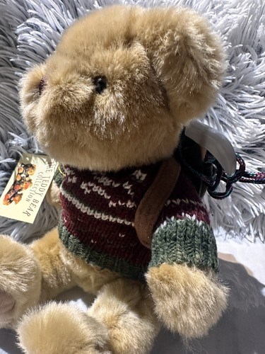 Henry the hiker - henry, teddy