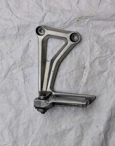 Rear left footboard - rear,
