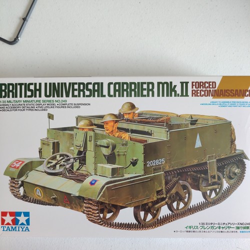 Tamiya universal carrier - tamiya, 1/35