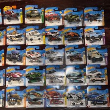 Hot wheels x32 mainline bundle - x32,