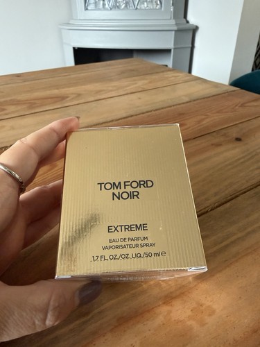 Tom ford noir - tom,