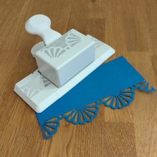 Martha Stewart Deep edge punch large size Paper Craft 