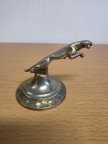 Metal chrome jaguar leaping - metal,