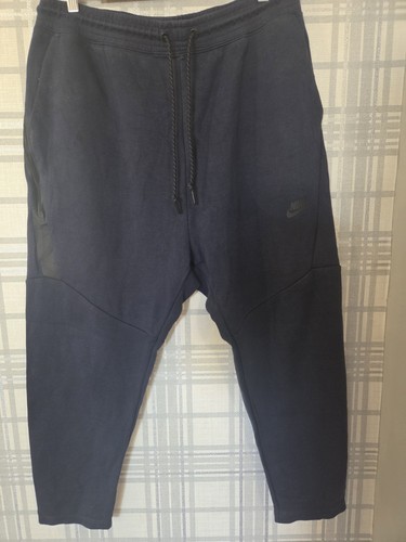 Nike navy tech fleece - tech, style