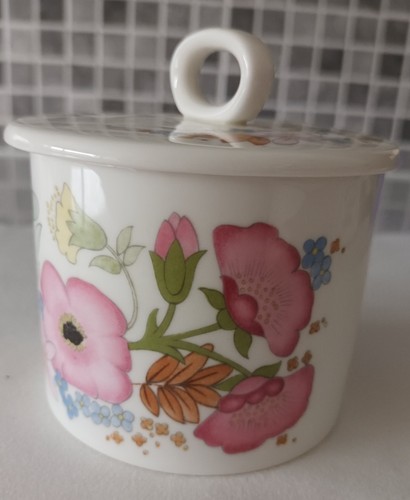 Wedgewood meadow sweet - wedgewood,