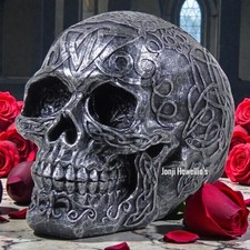 Gothic Skull Ornament Silver