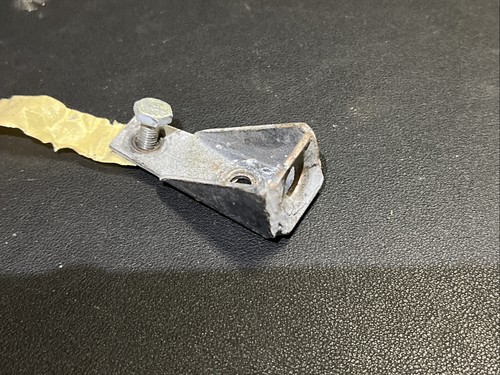 Jaguar xke type bonnet - e-type, pin