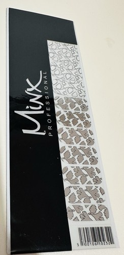 Silver leaves minx - leaves,