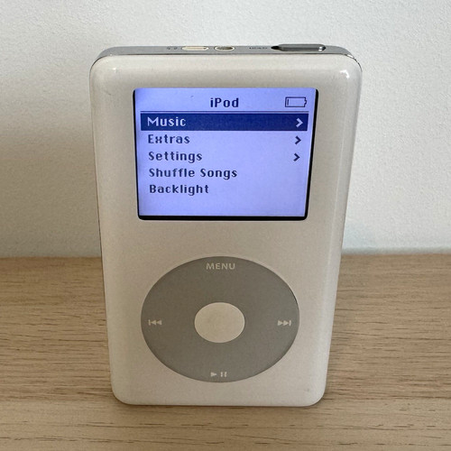 Apple ipod 4th gen - apple,