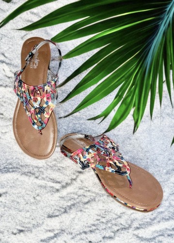 Coach four flats - &,