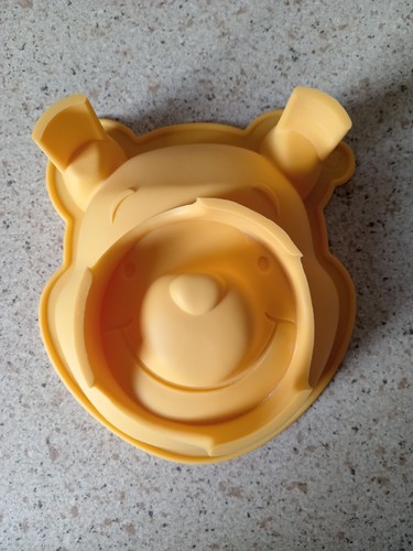Disney winnie the pooh - winnie, bear