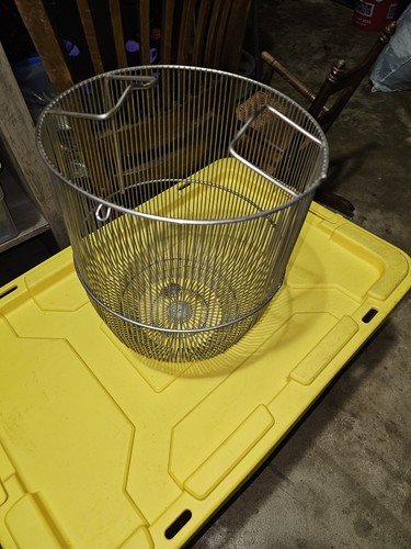Large stainless steel - stainless,