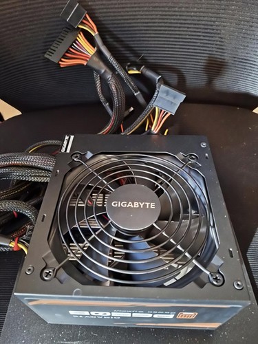 Gigabyte p650b 650w - gigabyte,