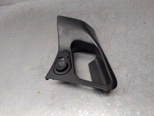 9613057277 front window