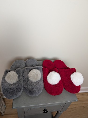 Women pair indoor slippers - women's, 2