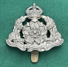 The Derbyshire Yeomanry "KC" ~ 100% Genuine British Army Military Cap Badge.